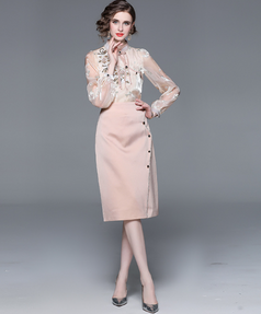 French Style Slim Fit and Slim Fashion Women's Blouse and Skirt Set