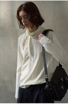 A Stylish, Casual, Simple And Slimming Commuting Blouse
