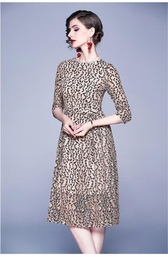 Vintage Leopard Print Lace Seven-Point Sleeve Slim MIDI Dress