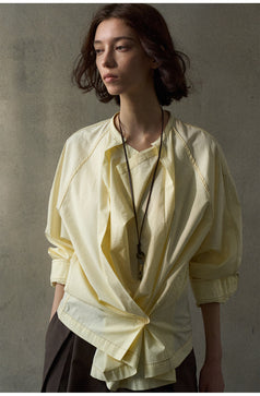 Fashionable and slimming flat collar and solid color pleats Women Blouse
