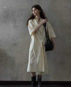 A Comprehensive, Fashionable, Close-fitting And Casual Button-neck Women's Dress