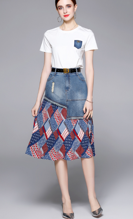 Women's Round Neck T-Shirt and Stylish and Stylish Patchwork Denim Skirt Two-Piece Set