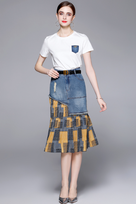 Women's Round Neck T-Shirt and Stylish and Stylish Patchwork Denim Skirt Two-Piece Set