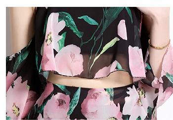 Holiday Snowstorm Spun Printed Halter with a Line Neck Top and Long Skirt Two-Piece Set