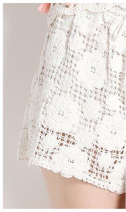 Hook Flower Embroidery Hollowed Out Short Style Suspender Top and High Waist Shorts Two-Piece Suit