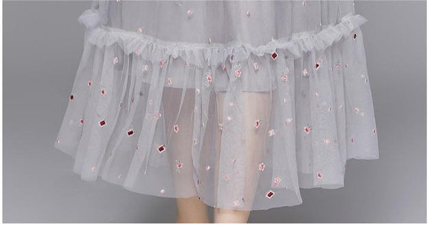 Round Neck Lotus Leaf Short Sleeve Net Yarn Embroidery Closed Waist Large Swing Long Pattern Dress