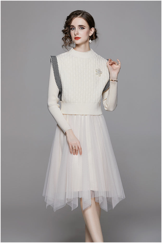 Temperament Mesh Gauze in the Long Dress Fold Wear Vest