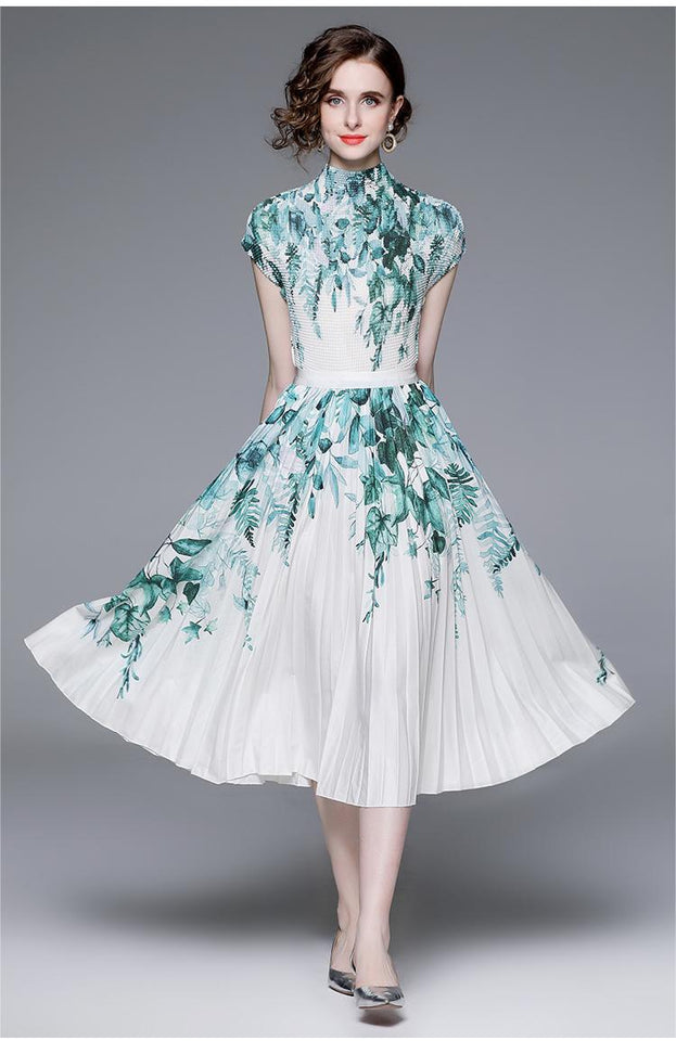 Senior Design Sense Floral Top Skirt Two-Piece Set