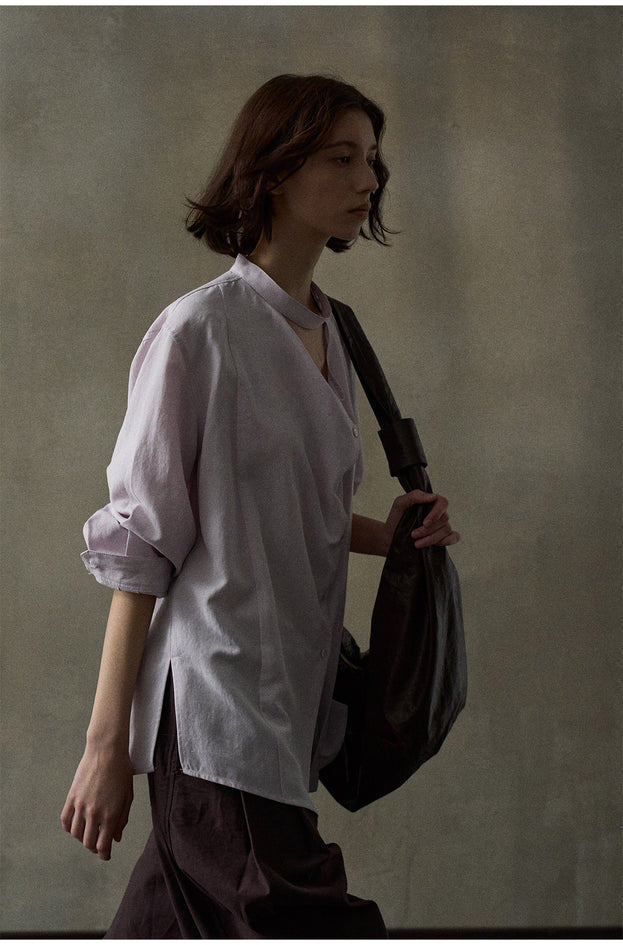 A Casual And Laid-Back With A Tencel Ribbon And Collar Women's Blouse