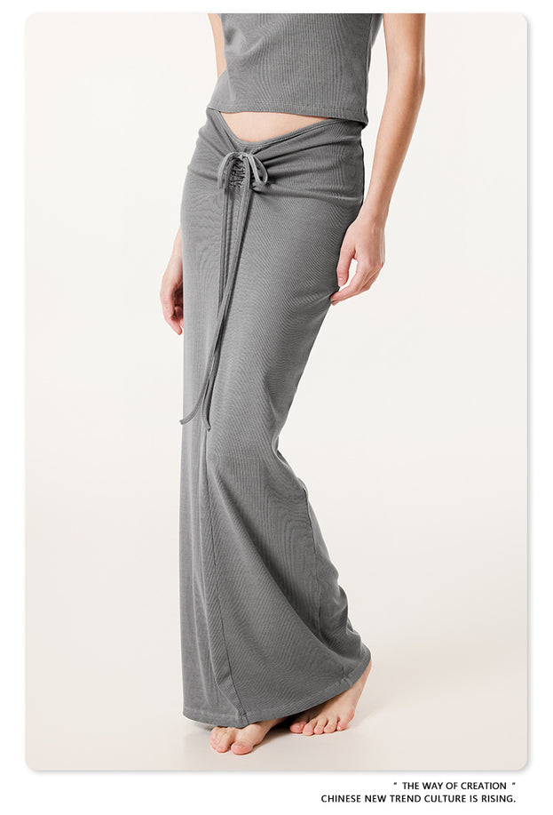 Summer fashionable and sexy slim-fitting pleated skirt