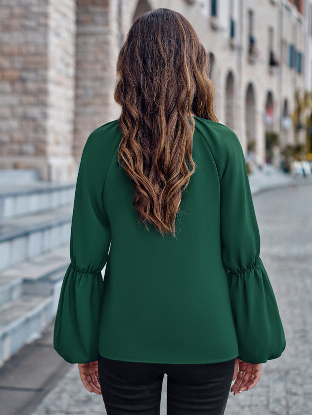 Autumn V-Neck Casual Loose Long Sleeve Pullover Top for Women