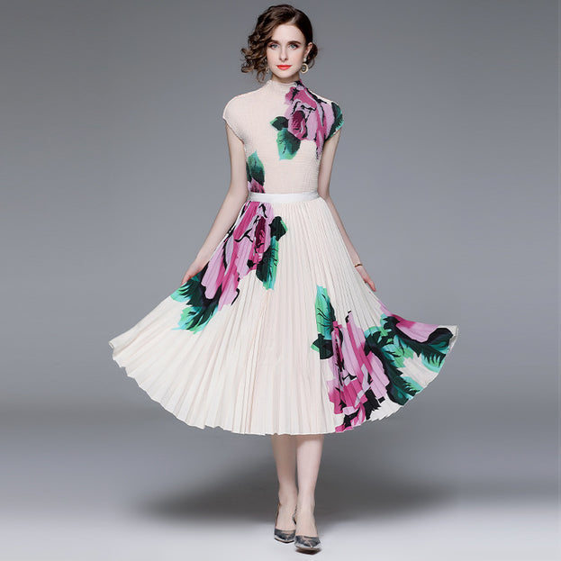 Vintage Print Pleated Short Sleeve Top and Pleated Skirt Fashion Two-Piece Suit