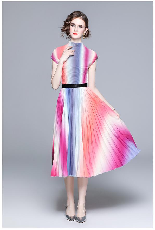 Vintage Print Pleated Short Sleeve Top and Pleated Skirt Fashion Two-Piece Suit