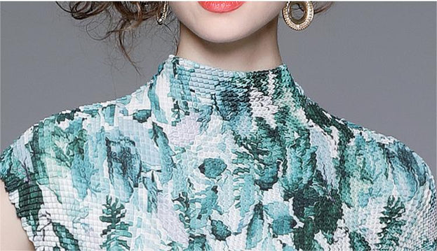 Senior Design Sense Floral Top Skirt Two-Piece Set