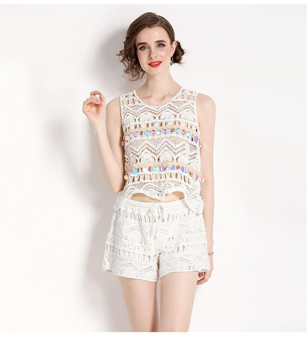Knitted Hollowed Out Vest Loose Tassel Hook Floral Vest Top and Shorts Two-Piece Suit