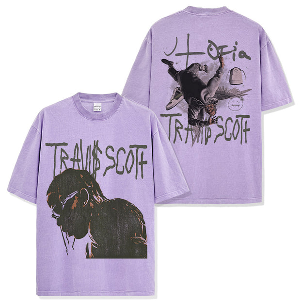 A Trendy, Youthful, Loose, Round-neck Printed Men's T-shirt