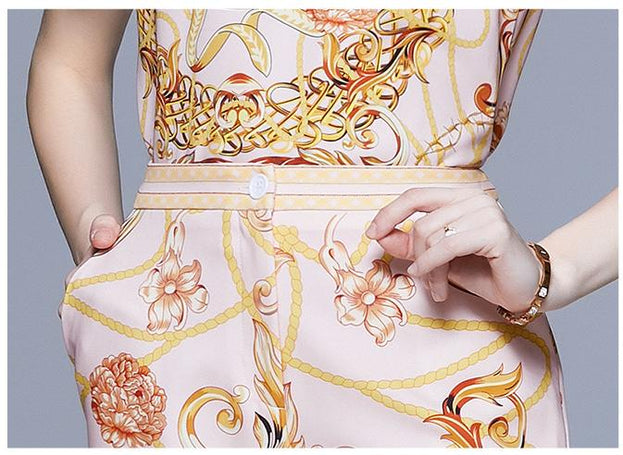 Summer New Short Sleeve T-shirt and High Waist Small Foot Trousers Two-Piece Set