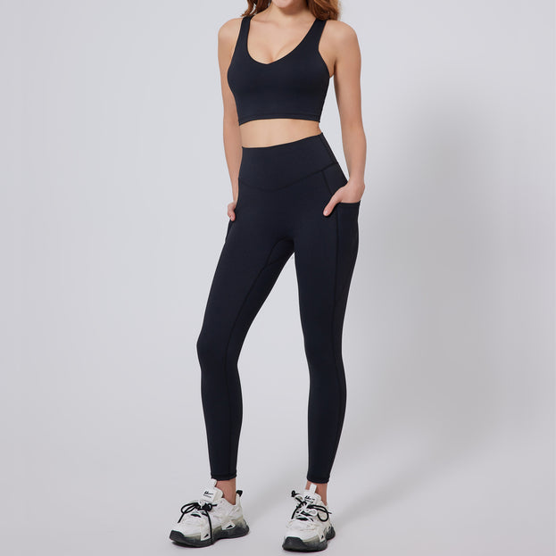 Women's high-waist tight yoga pants for plus-size fitness with pocket3
