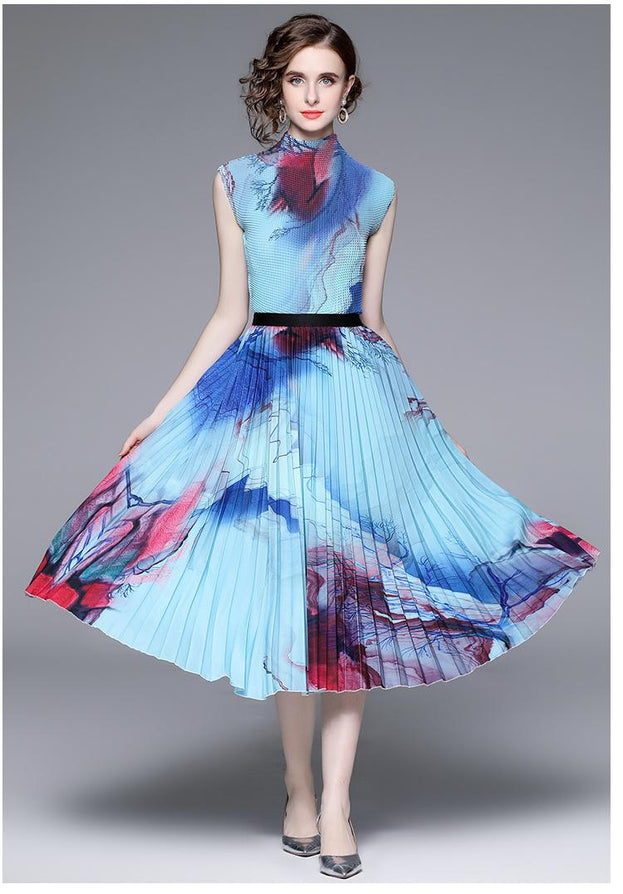 High Stretch Top and Printed Pleated Skirt Two-Piece Suit