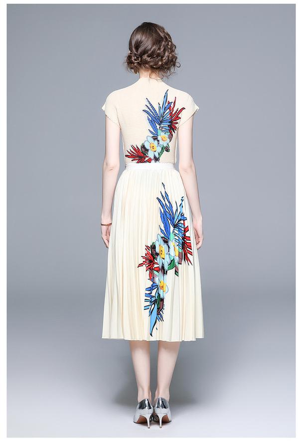 Vintage Print Pleated Short Sleeve Top and Pleated Skirt Fashion Two-Piece Suit