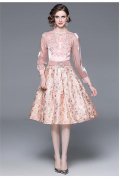 Elegant Pink Long-Sleeved Heavy Embroidery Dress