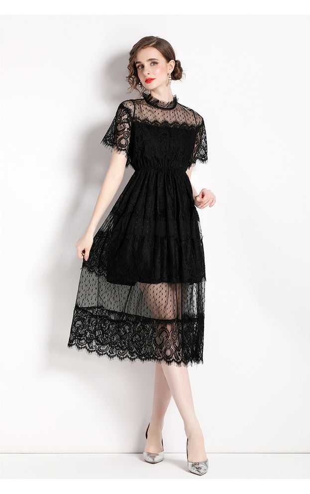 Lace stitching Mesh Yarn Waist Slimming Short Sleeve Long Dress