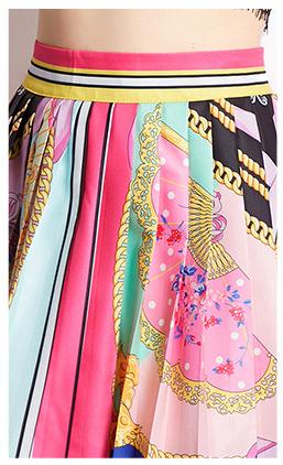 Spring/Summer Resort Print Pleated Skirt and Lace Patchwork Top Suit