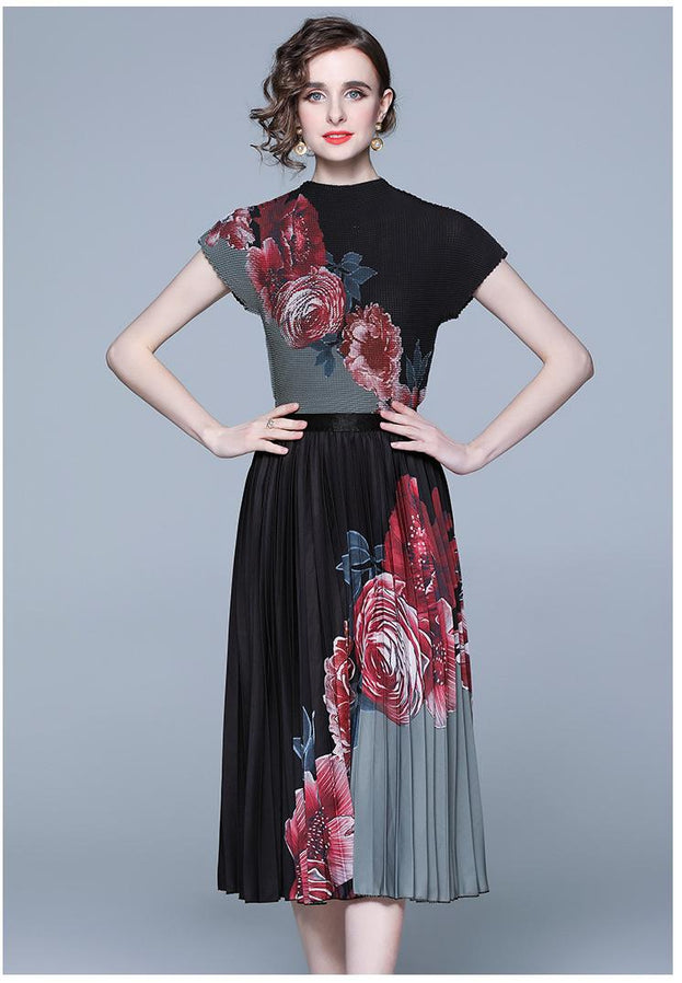 Vintage Print Pleated Short Sleeve Top and Pleated Skirt Fashion Two-Piece Suit