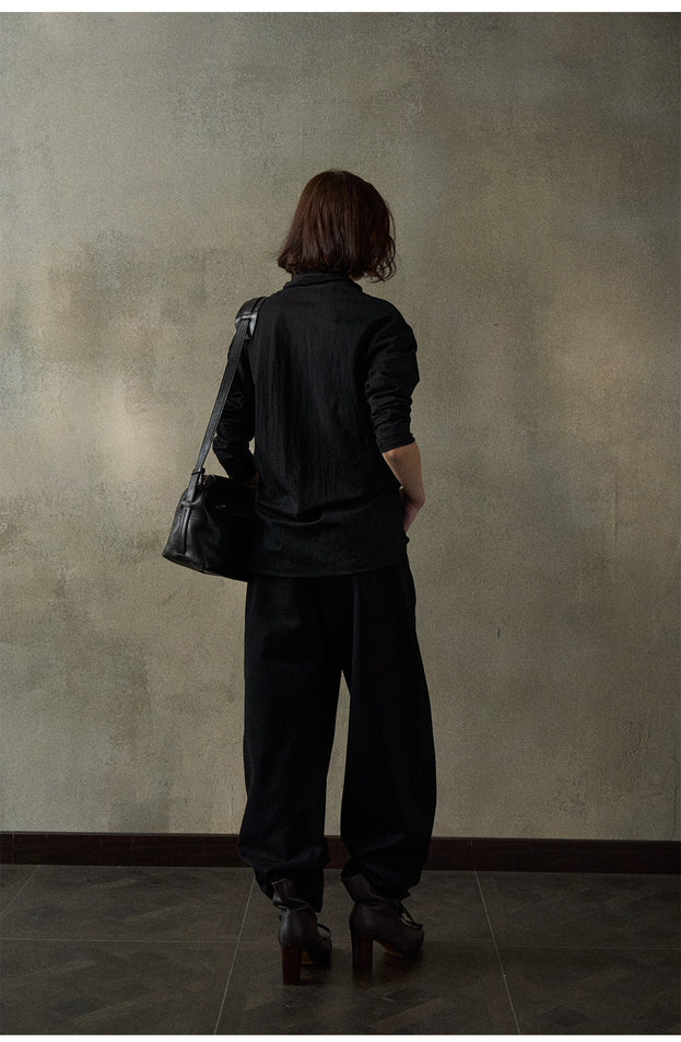 A Stylish, Casual, Simple And Slimming Commuting Blouse