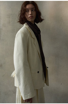 Fashionable, Casual And Comfortable Commuting Women Blazer