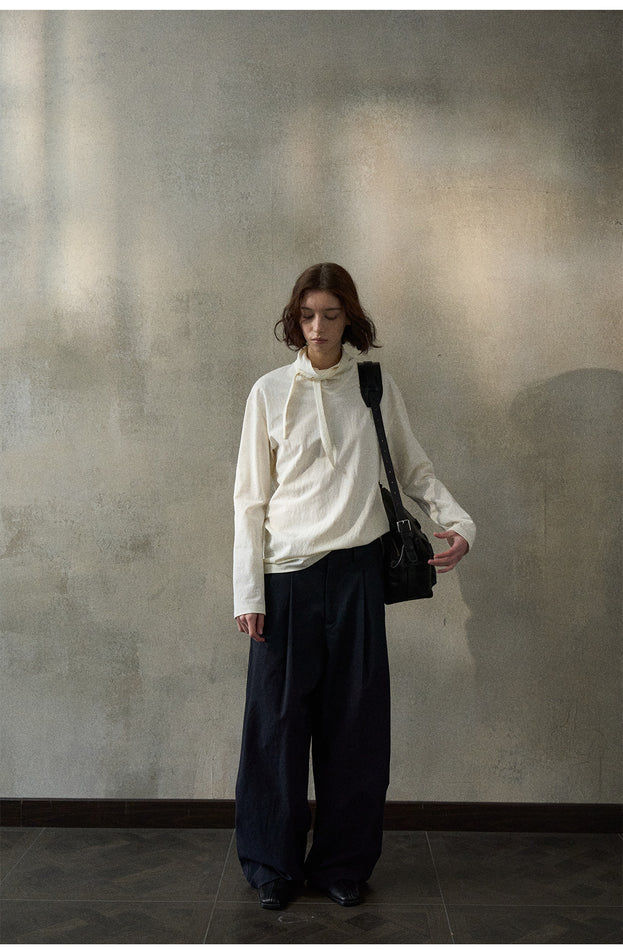 A Stylish, Casual, Simple And Slimming Commuting Blouse