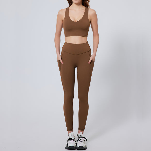 Women's high-waist tight yoga pants for plus-size fitness with pocket3