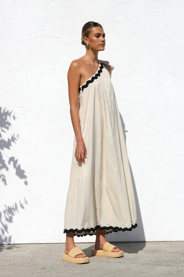 Summer Fashion Elegant One-Shoulder Loose Holiday-Style Dress for Women