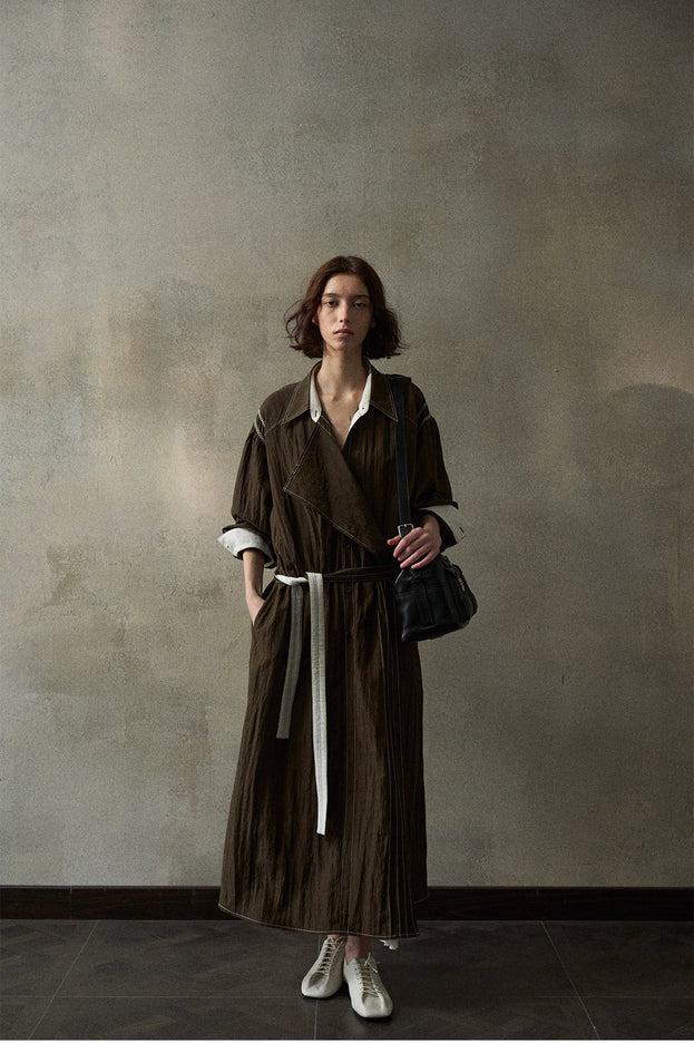 A High-End And Fashionable Embroidered Asymmetrical Tencel Color-matching Women's Coat