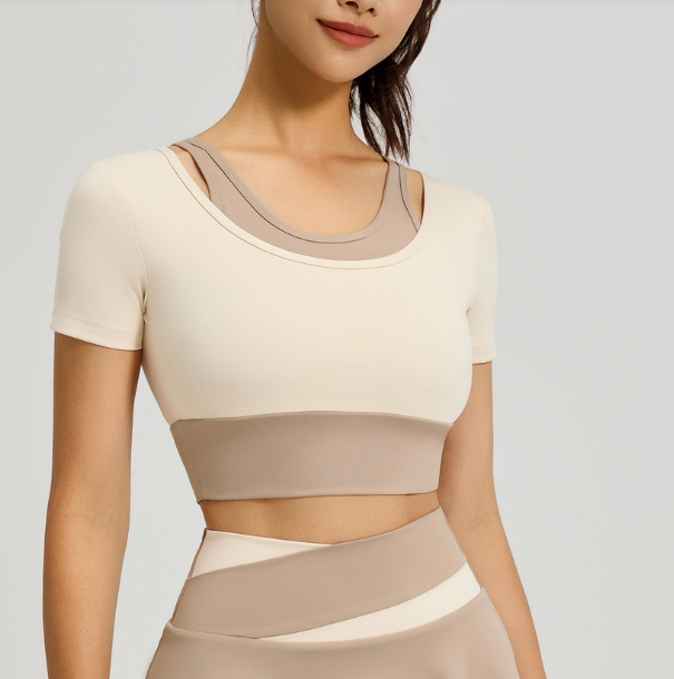 Slim-fit Naked Sports Color-matching Fake Two-piece Yoga Short Top