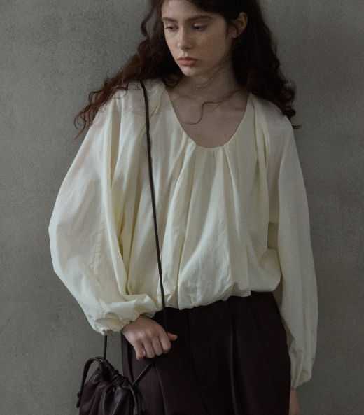 Spring Fashion, Mature Comfortable Commuting, Round-neck, Long-sleeved Women Blouse