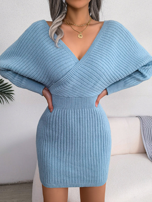 V-Neck Batskirt Dress Covering Buttocks