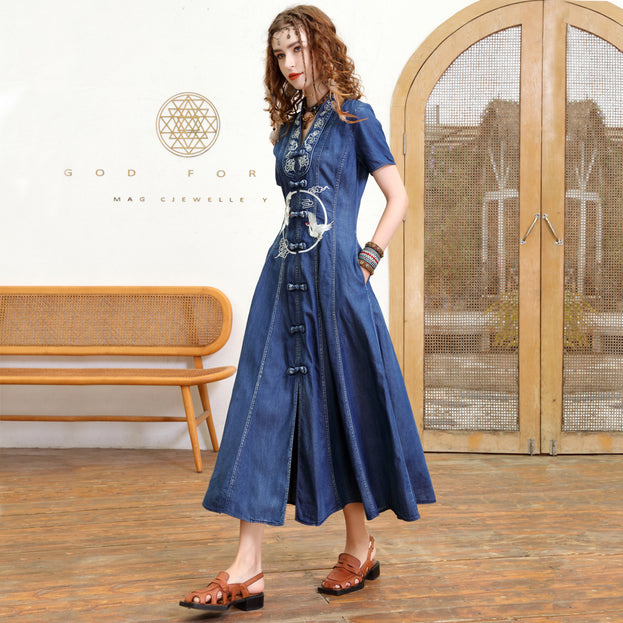 Embroidered Bodice Dress for Slimming