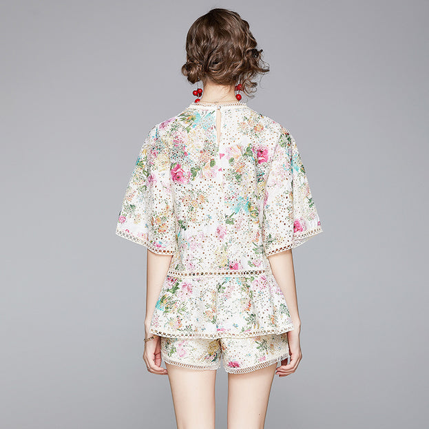 New Hollowed Out Embroidered Printed Top Shorts Loose Temperament Floral Two-Piece Set