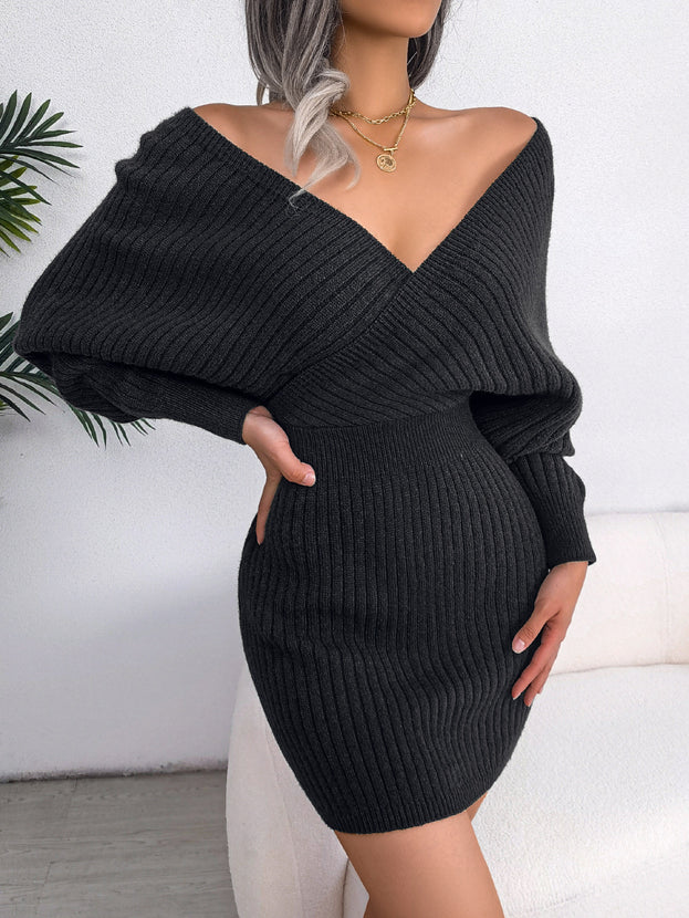 V-Neck Batskirt Dress Covering Buttocks