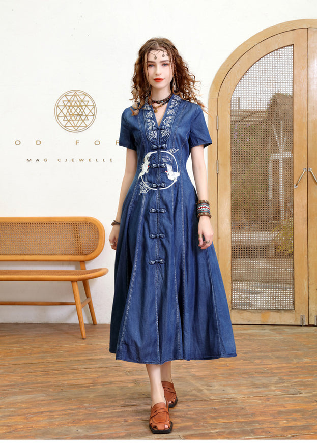 Embroidered Bodice Dress for Slimming