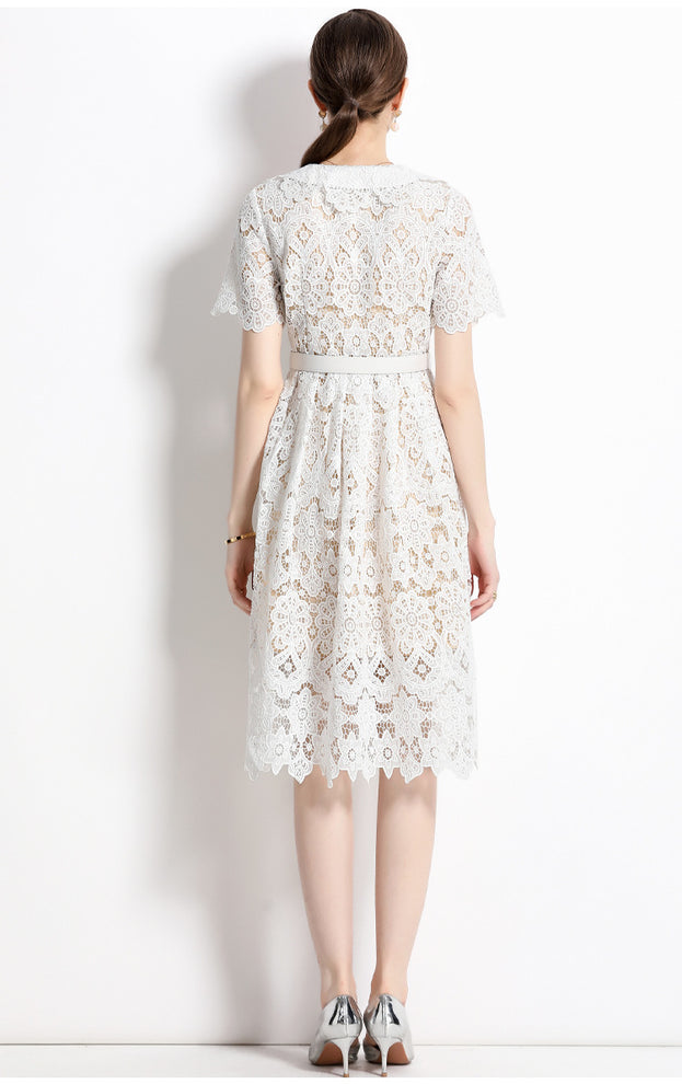 Water-Soluble Floral Embroidery Hollowed Out Lace Collar Short Sleeve Tucked Waist Slimming Dress