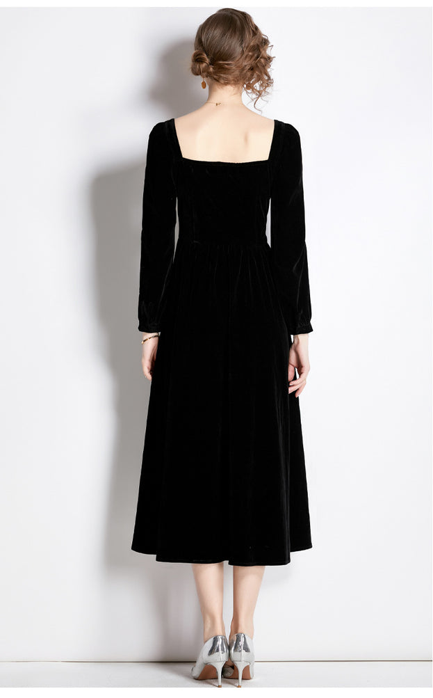 Velvet Dress with Square Neck and Long Sleeves