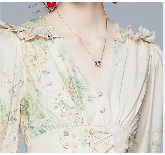 French Retro Palace Style Belt Waist Binding Waist Slimming Floral V-Neck Nine-Point Sleeve Dress