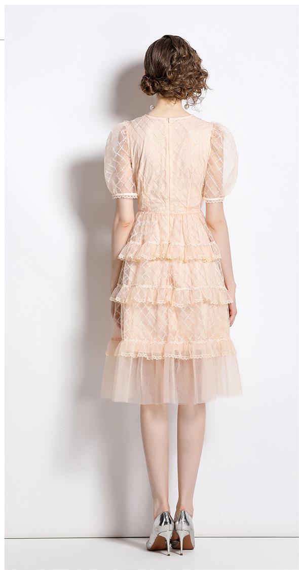 Temperament Fashion Gauze Beaded Piece Embroidered Bubble Sleeve Lace Cake Skirt Dress