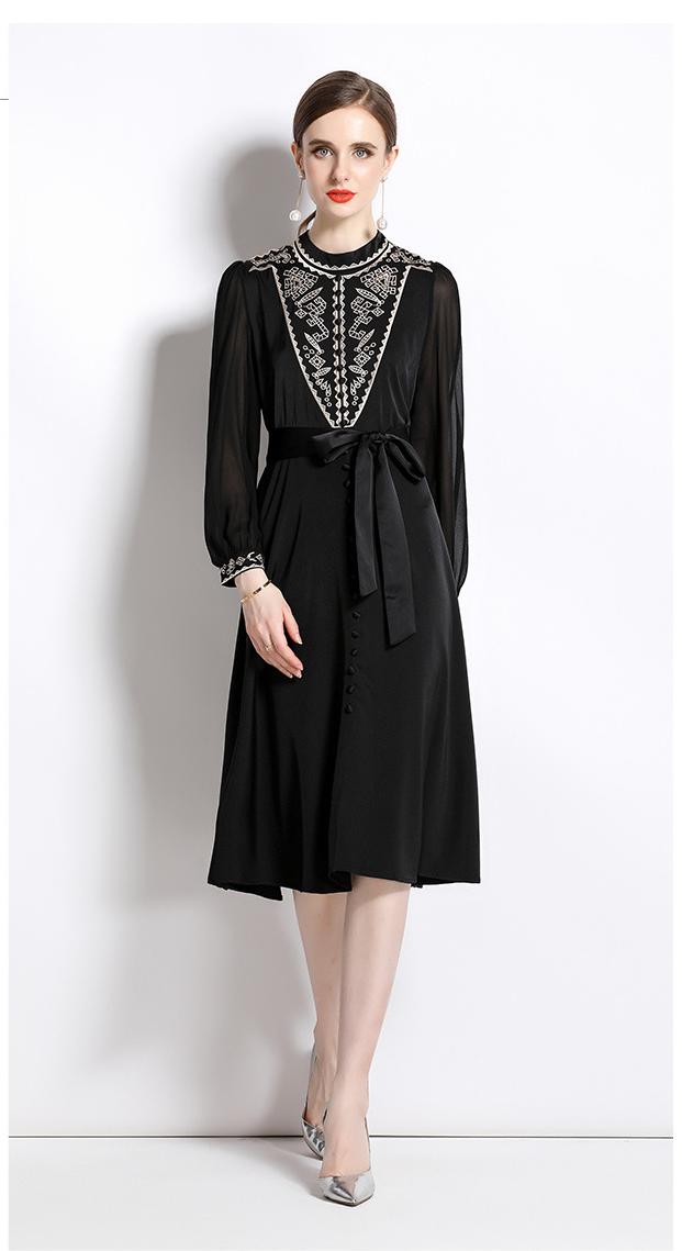 Embroidered Small Stand Collar Bubble Sleeve MIDI Skirt Temperament Waist Slimming Large Swing Dress